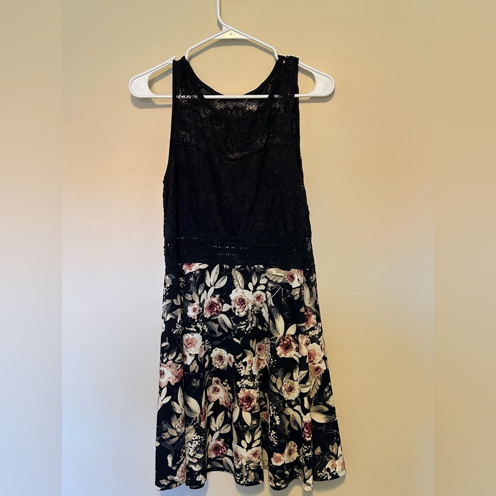 Beautiful Dress Size Large